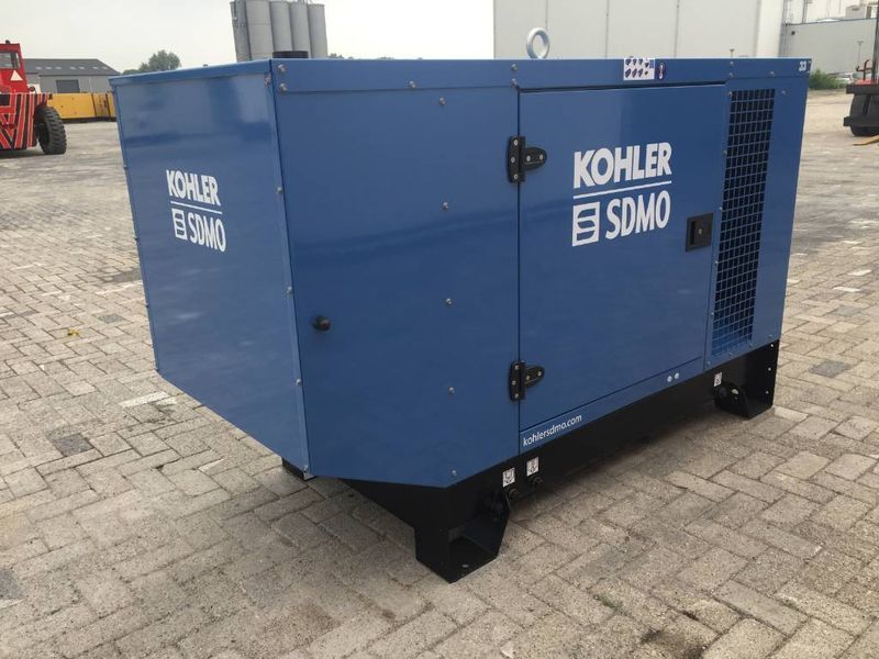 Sdmo J33 - Генератор 33 кВА - DPX-17101 2-220 фото