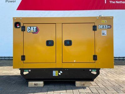 Caterpillar DE33GC &mdash; резервная генераторная установка мощностью 33 кВА &mdash; DPX-18204 2-221 фото