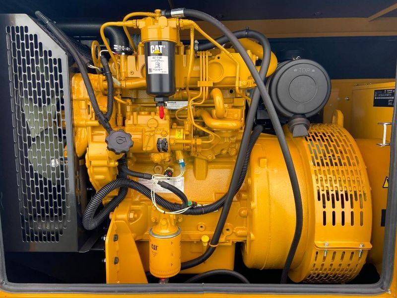 Caterpillar DE65GC &mdash; резервная генераторная установка потужністю 65 кВА 2-226 фото