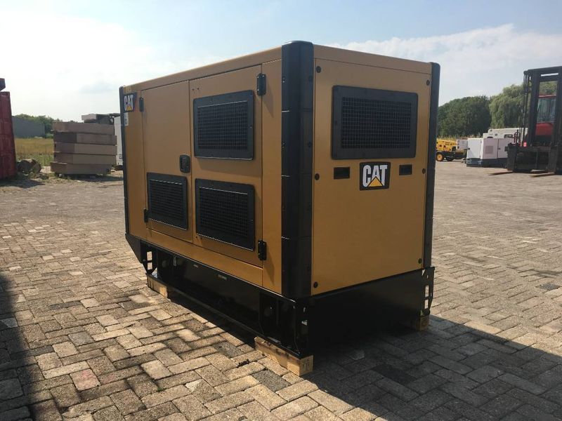 Caterpillar DE88E0 - Генератор 88 кВА - DPX-18012 2-229 фото