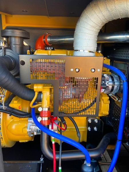 Caterpillar DE110GC &mdash; резервная генераторная установка мощностью 110 кВА 2-231 фото