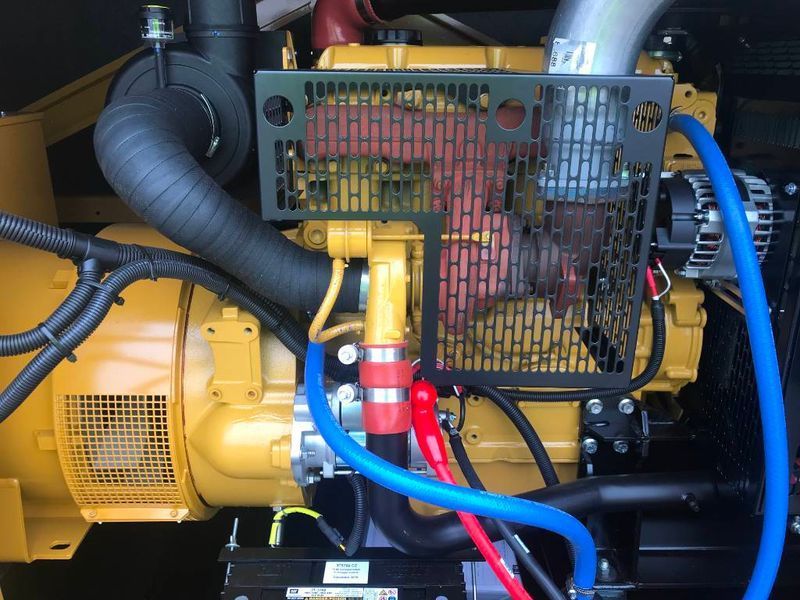 Caterpillar DE110E2 - Генератор 110 кВА - DPX-18014 2-234 фото