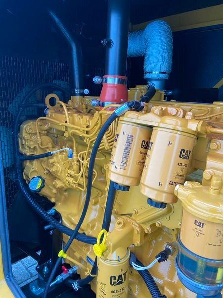 Caterpillar DE200GC &mdash; резервная генераторная установка мощностью 200 кВА 2-249 фото