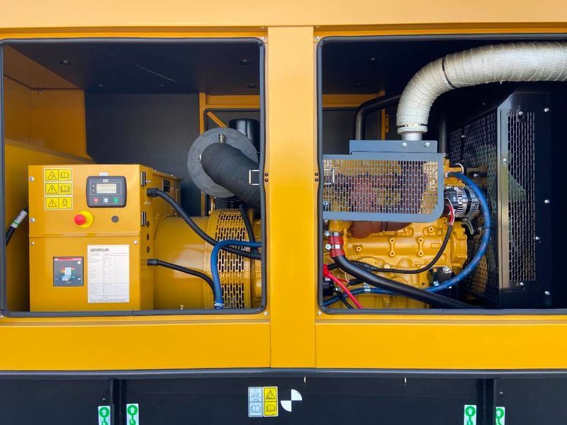Caterpillar DE200GC &mdash; резервная генераторная установка мощностью 200 кВА 2-249 фото