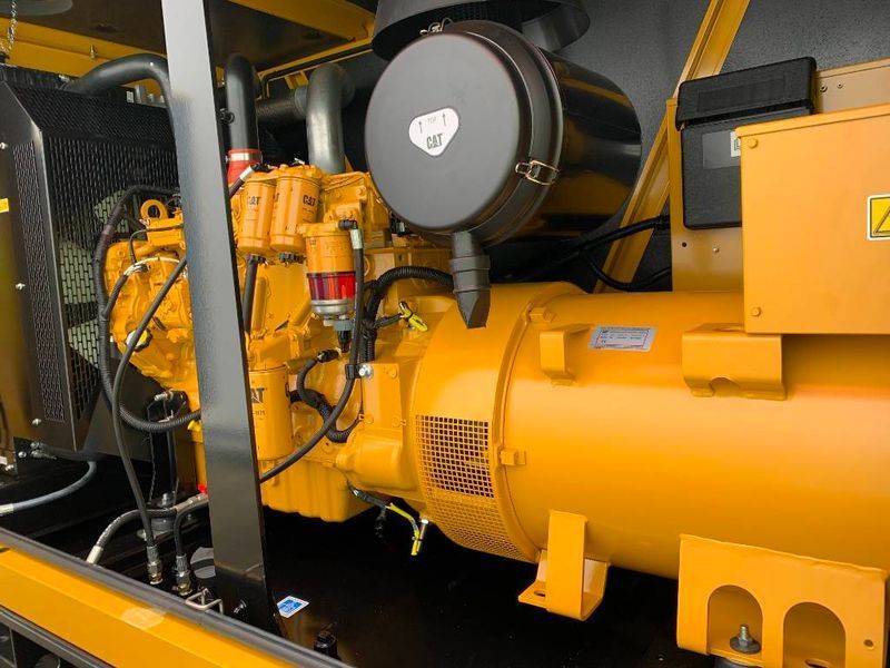 Caterpillar DE220E0 - Генератор 220 кВА - DPX-18018 2-255 фото
