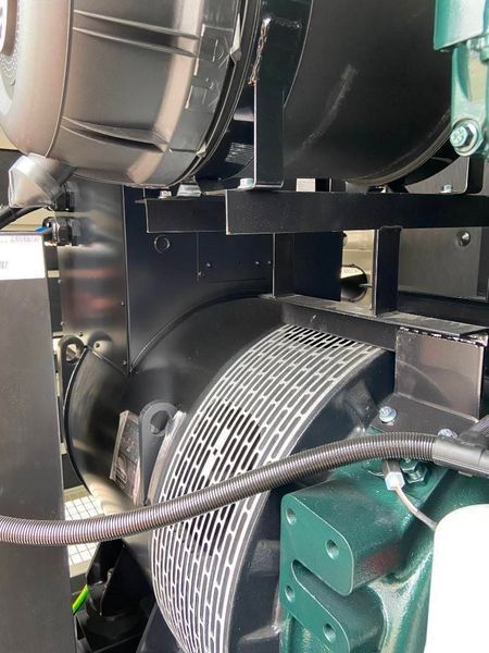 Двигатель Doosan DP126LB - Генератор 410 кВА - DPX-15553 2-265 фото