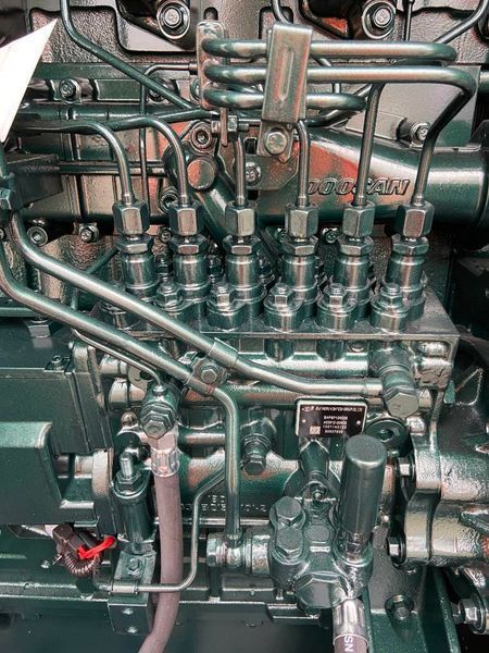 Двигатель Doosan DP126LB - Генератор 410 кВА - DPX-15553 2-265 фото